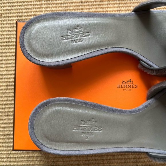 NWT HERMÈS Oasis Sandals Shaved Mink Smoked Grey Size 38 - Picture 6 of 8